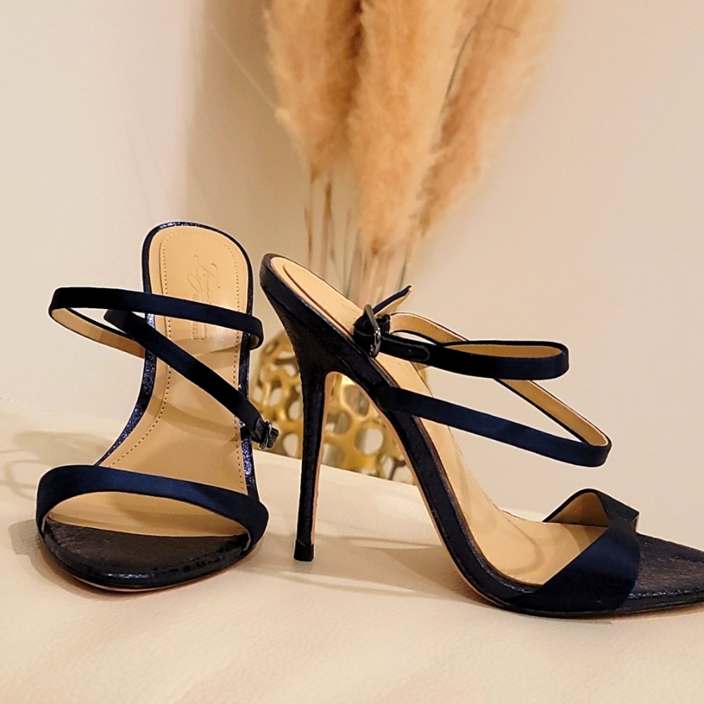 Vince Camuto Navy Imagine Heels